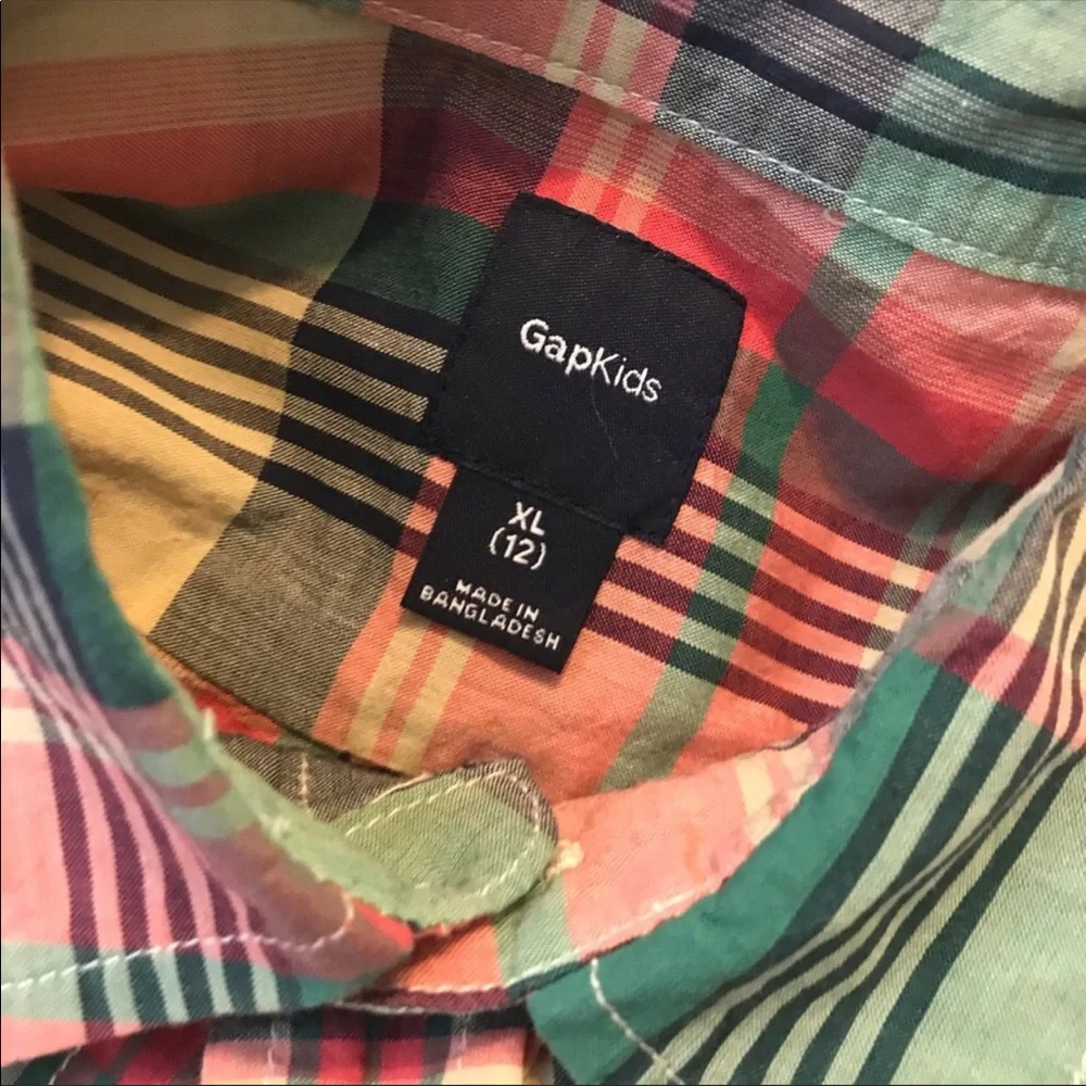 Gap boys button down plaid shirt